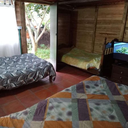 Hospedaje y Zona de Camping Pistacho Hostal Villa de Leyva Exterior foto